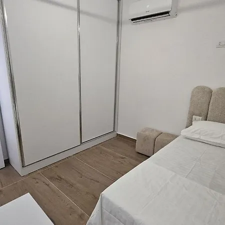 Blue Sky アパート *